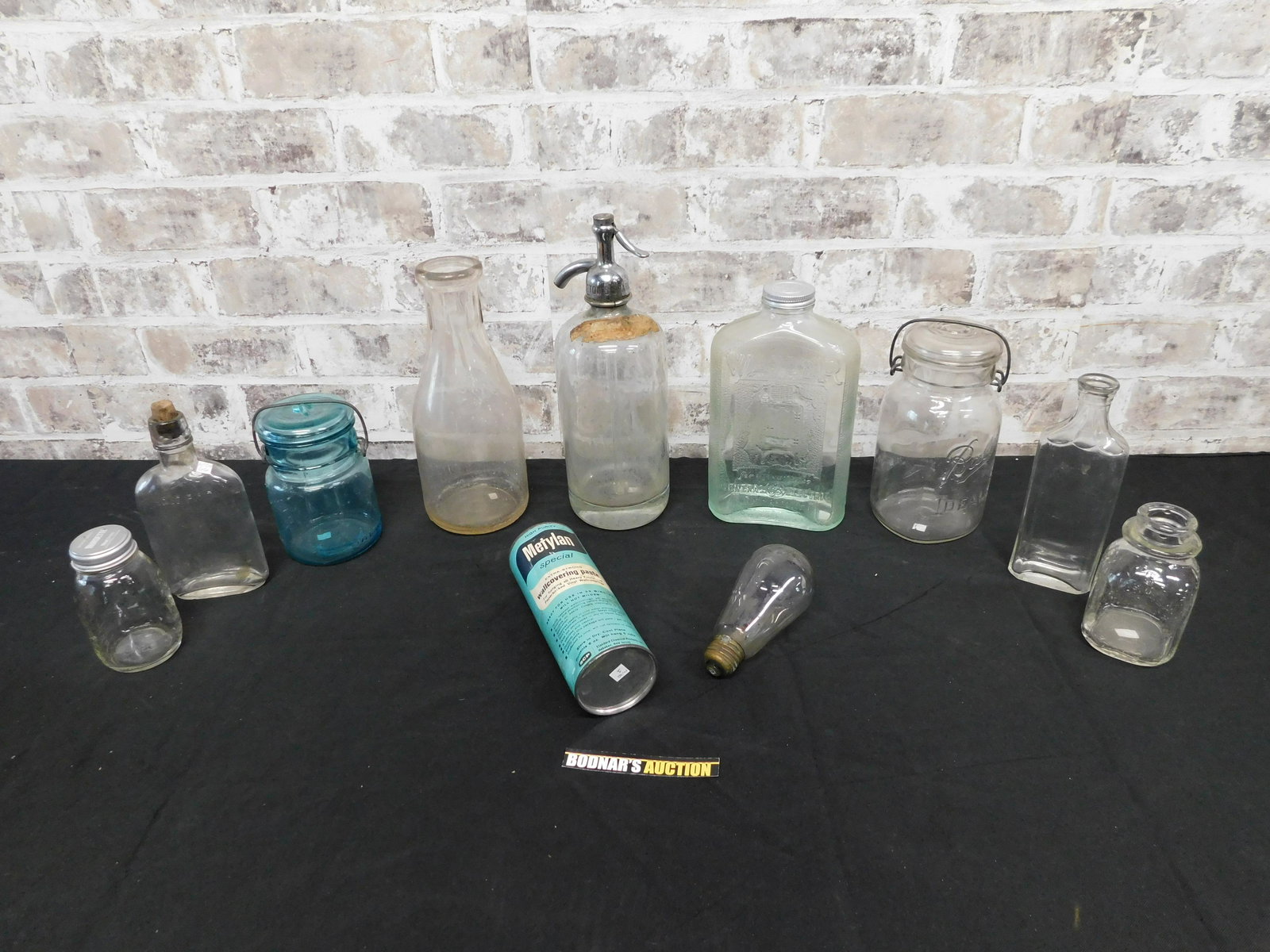 Lot of Advertising Bottles, Vintage Lightbulbs, Seltzer (1 of 5)