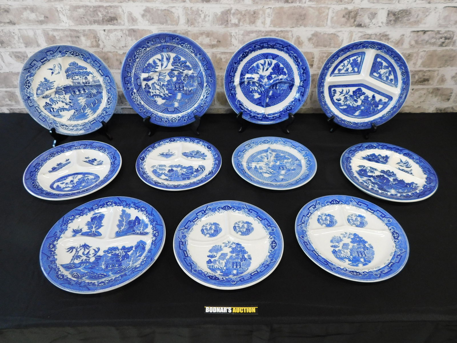 Blue willow divided plates hot sale