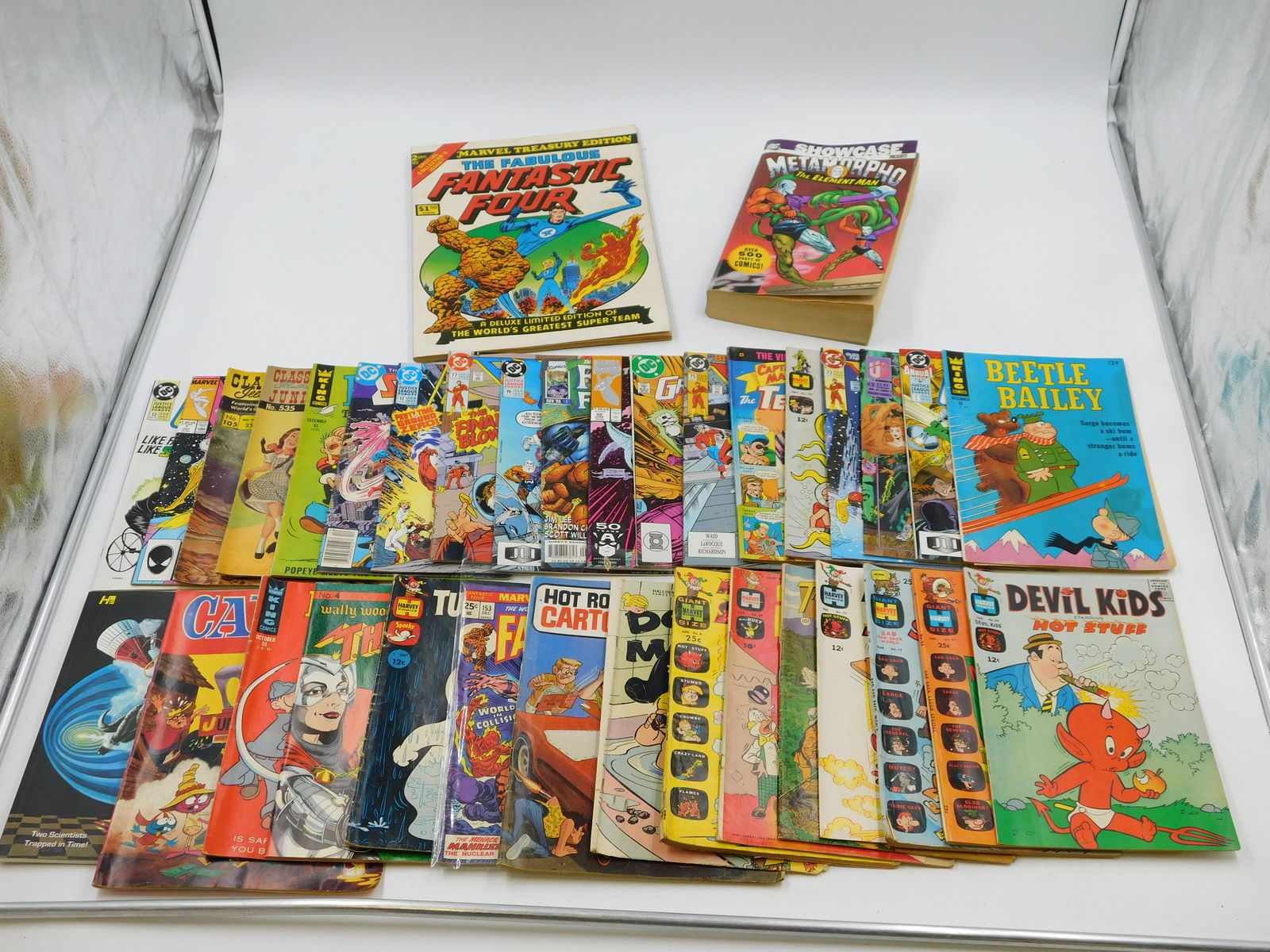 Lot of Various Comics and Magazines (1 of 6)