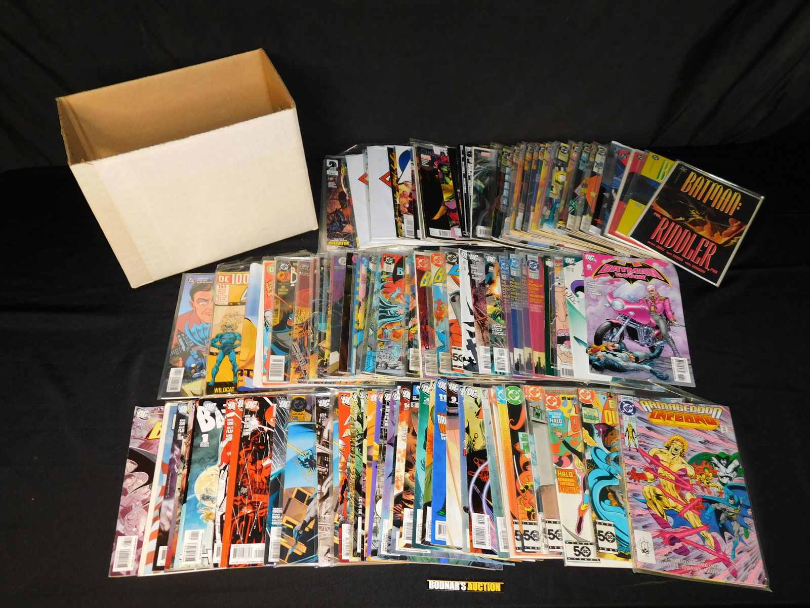 Short Box of Marvel and DC Comics (1 of 10)