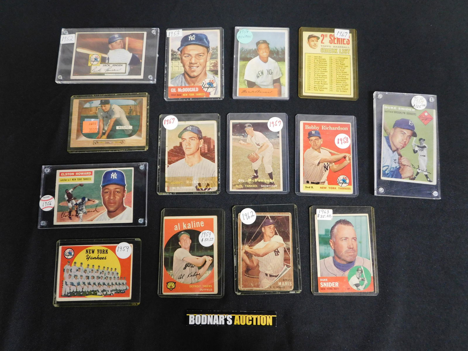 Lot of 14 Vintage Baseball Cards (1 of 2)