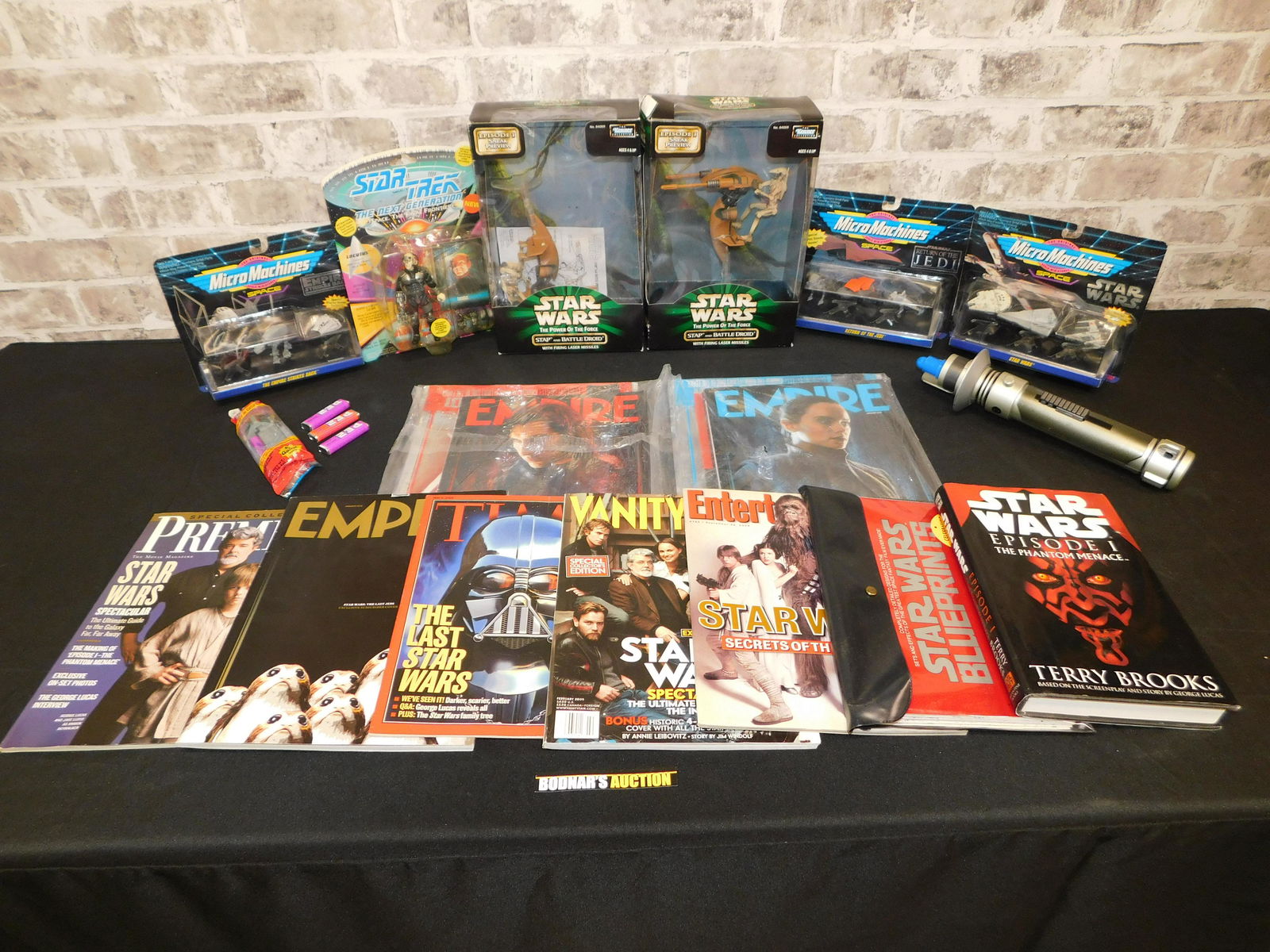Lot of Star Wars and Star Trek Toys (1 of 8)