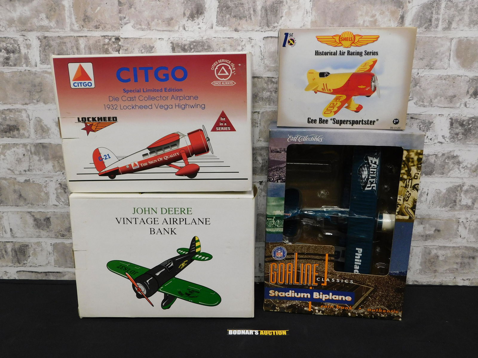 Lot of 4 Die-Cast Banks and Replica Planes (1 of 9)