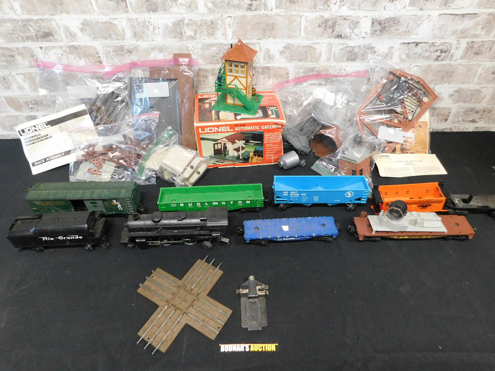 Box Lot of Lionel Trains (1 of 11)