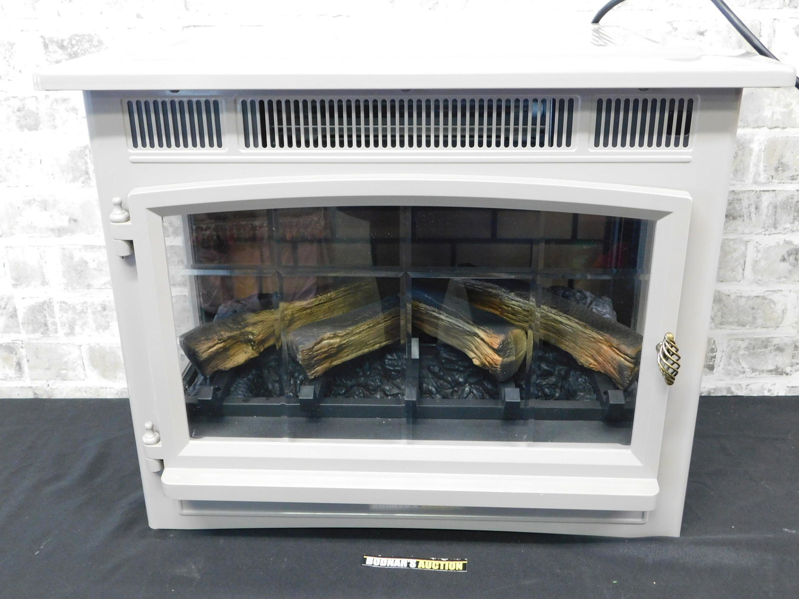 Electric Faux Fireplace Heater (1 of 7)