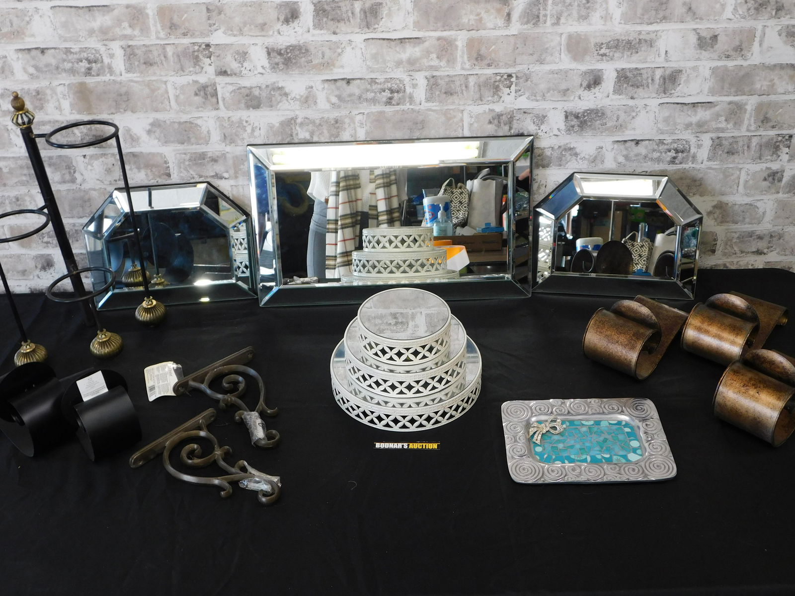 Lot of Decorator Items (1 of 6)