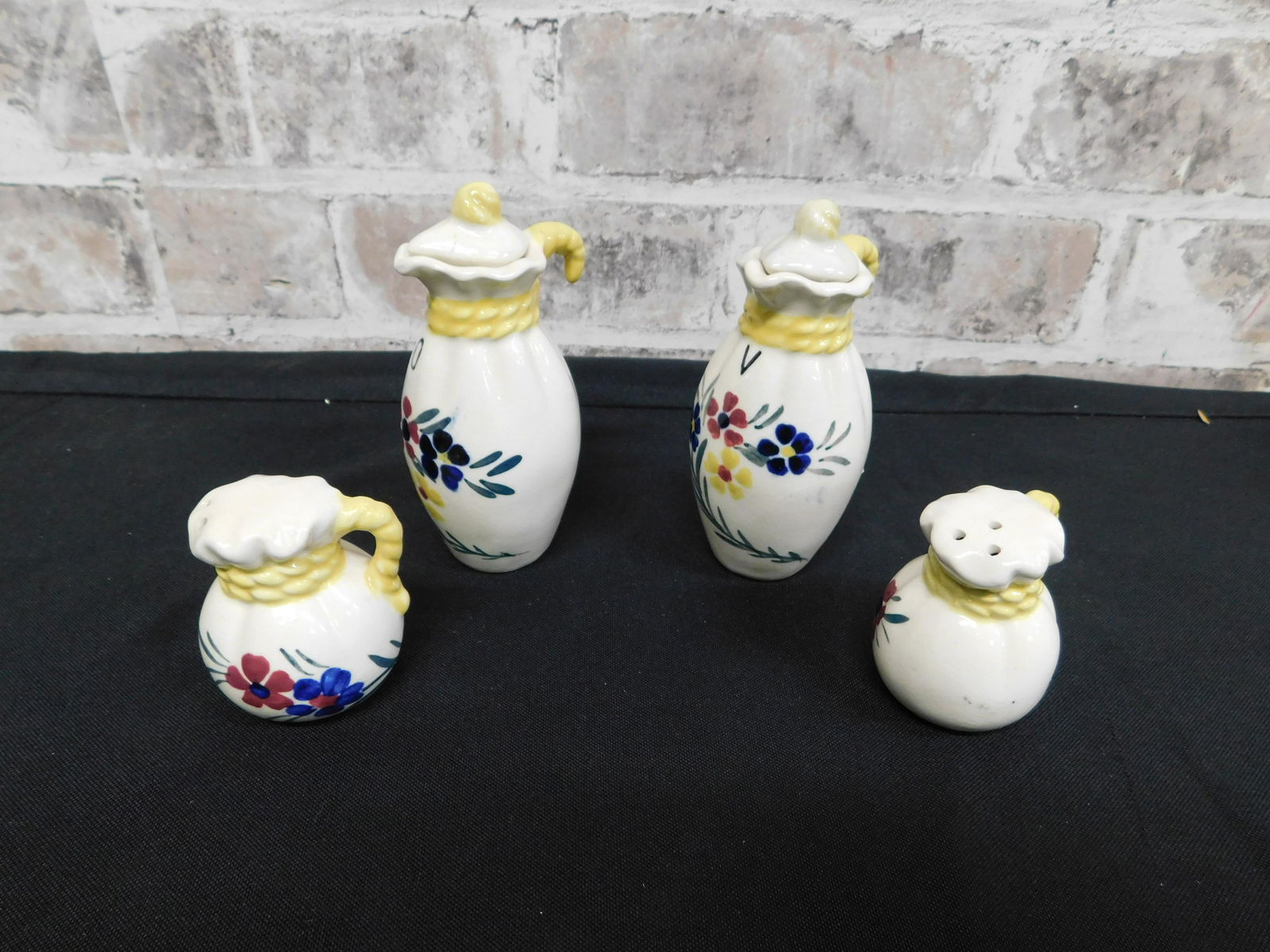 Large Lot of Figurines (1 of 7)