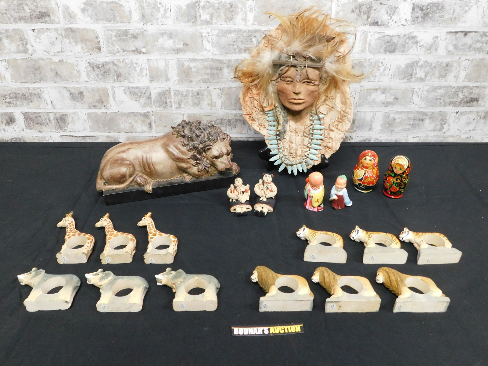 Group Lot of Knick Knacks and Figurines (1 of 11)