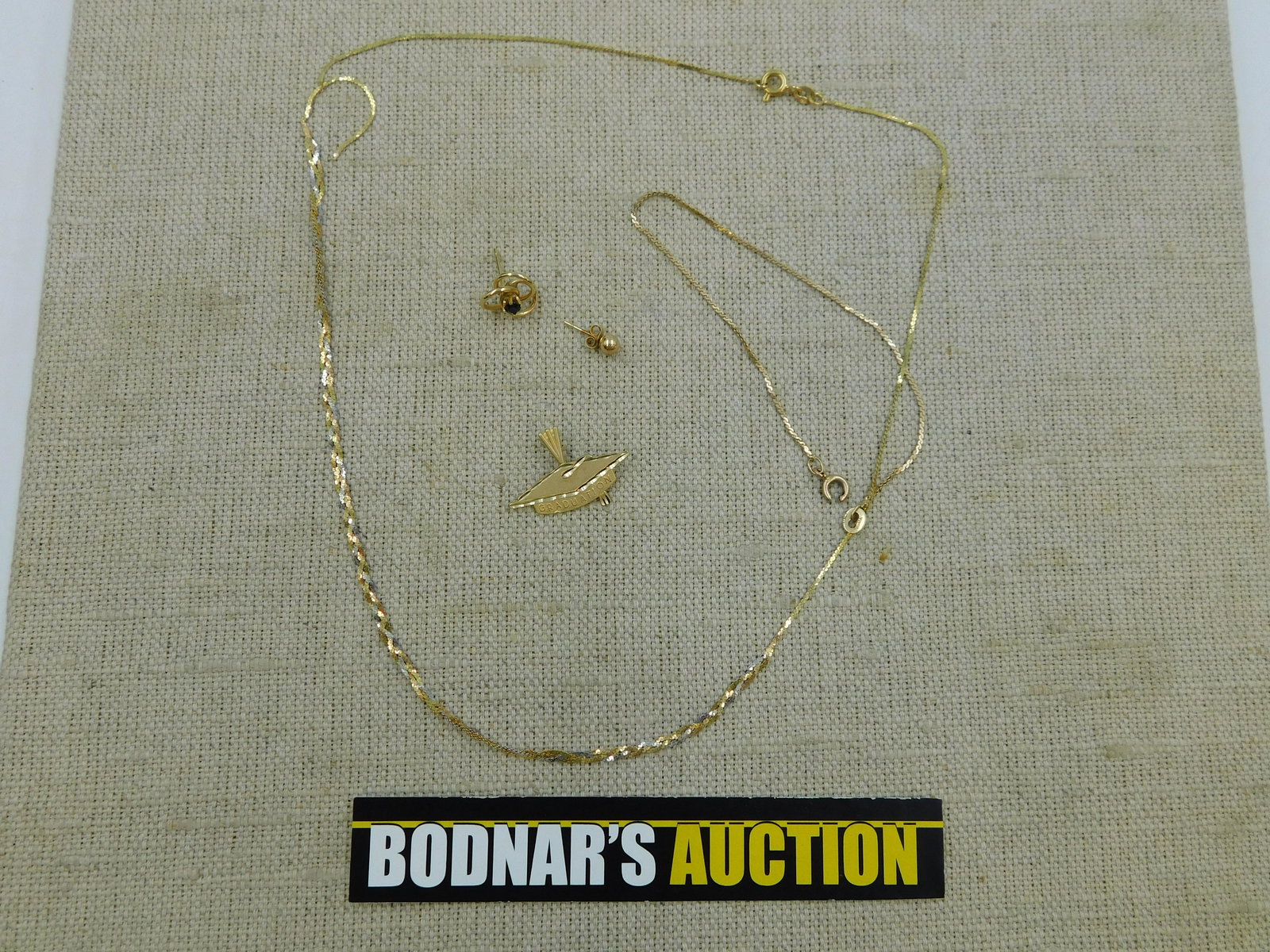 Lot of Scrap Gold (1 of 4)