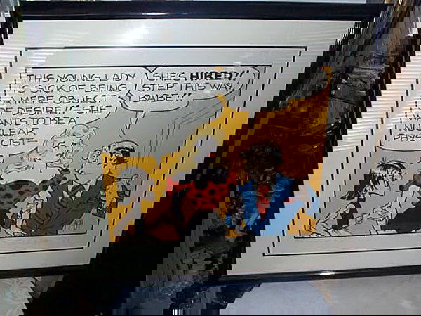 Signed Al Capp 1975 Lil ' Abner print #94 out of: Signed Al Capp 1975 Lil ' Abner print #94 out of 250 depicting Daisy May, measures 34 1/2 in wide by 31 in. tall. Buyer to pay $45.00 shipping and handling plus actual insurance cost if desired. Combi