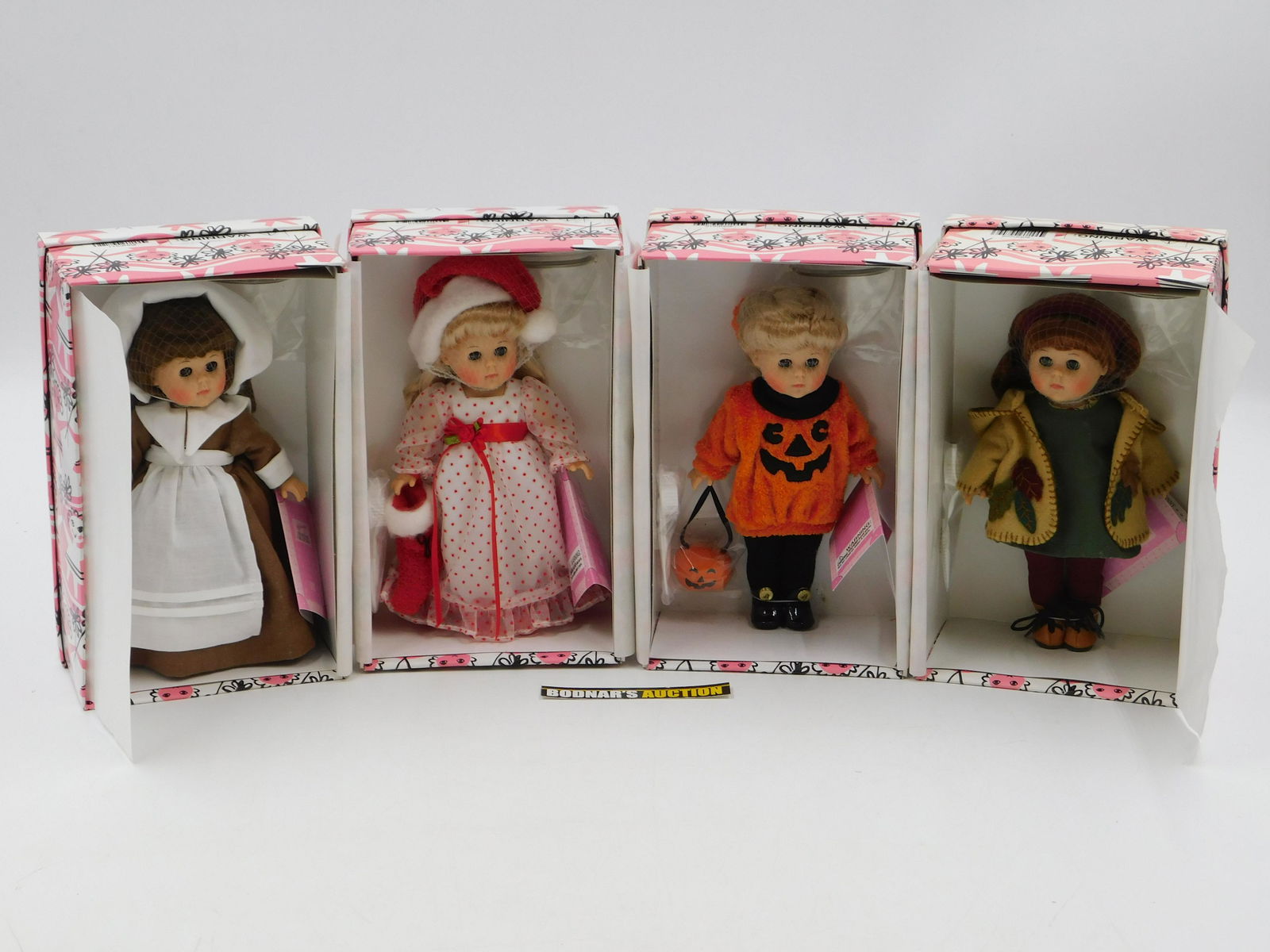 Lot of 4 Ginny Vogue Dolls (1 of 7)