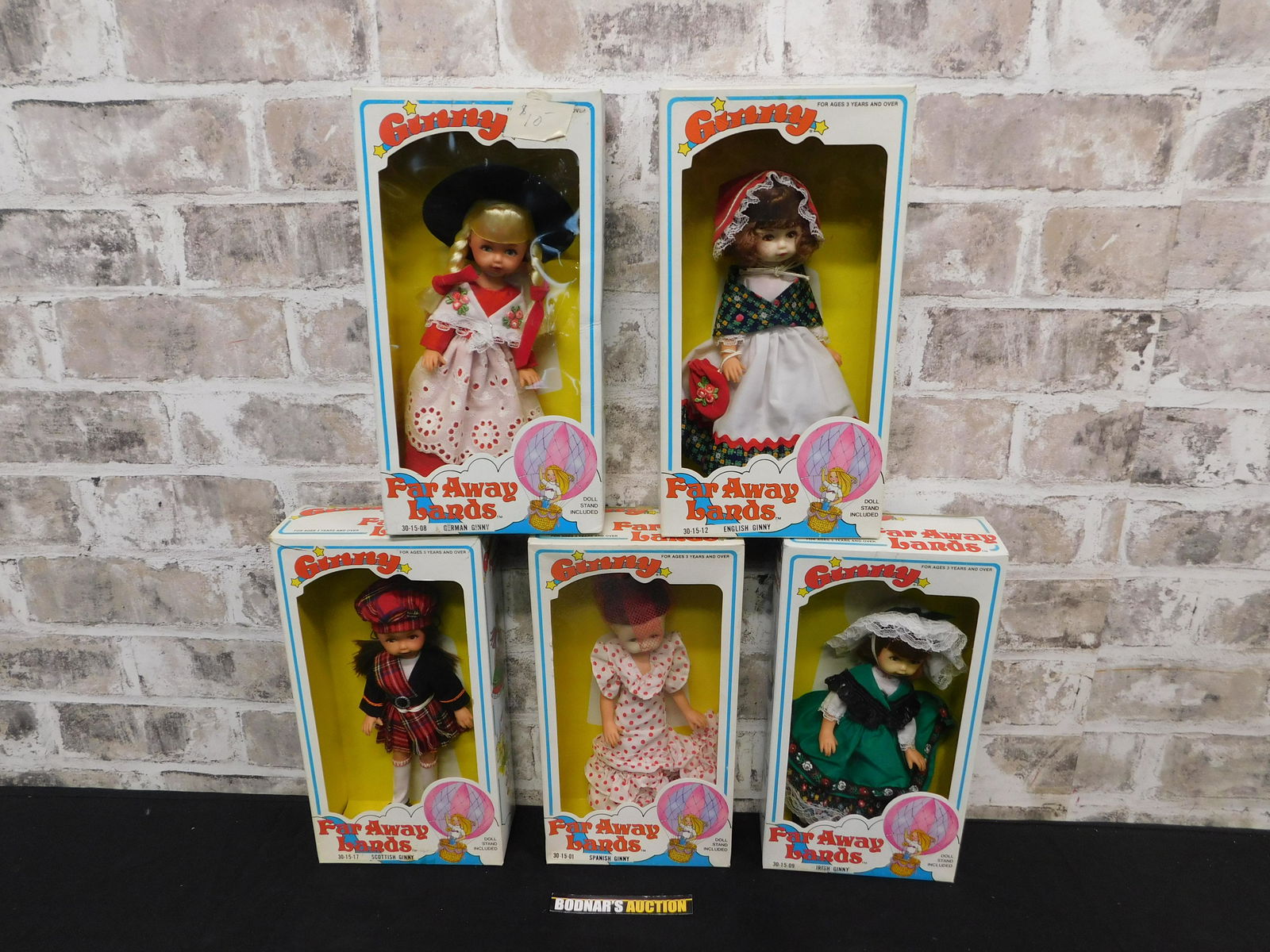 Lot of 5 Ginny Dolls from Far-Away Lands (1 of 8)