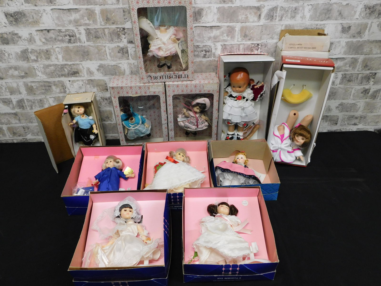 Large Lot of AS-IS Dolls: Large Lot of AS-IS Dolls. Includes Rothschild, Betsy McCall, Madame Alexander, Ginny, and Effanbee. All dolls will need to be restrung. They all have the parts. The rubber bands have just warped so ma