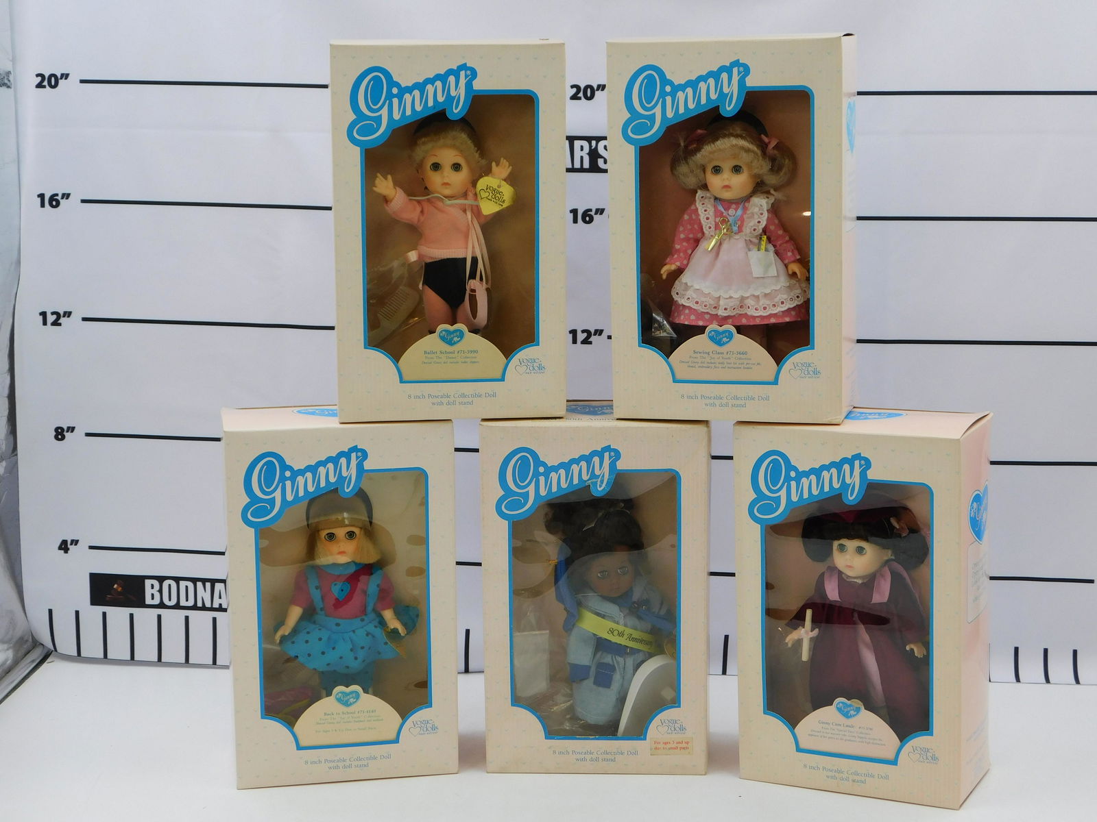 Lot of 5 Ginny Dolls (1 of 8)