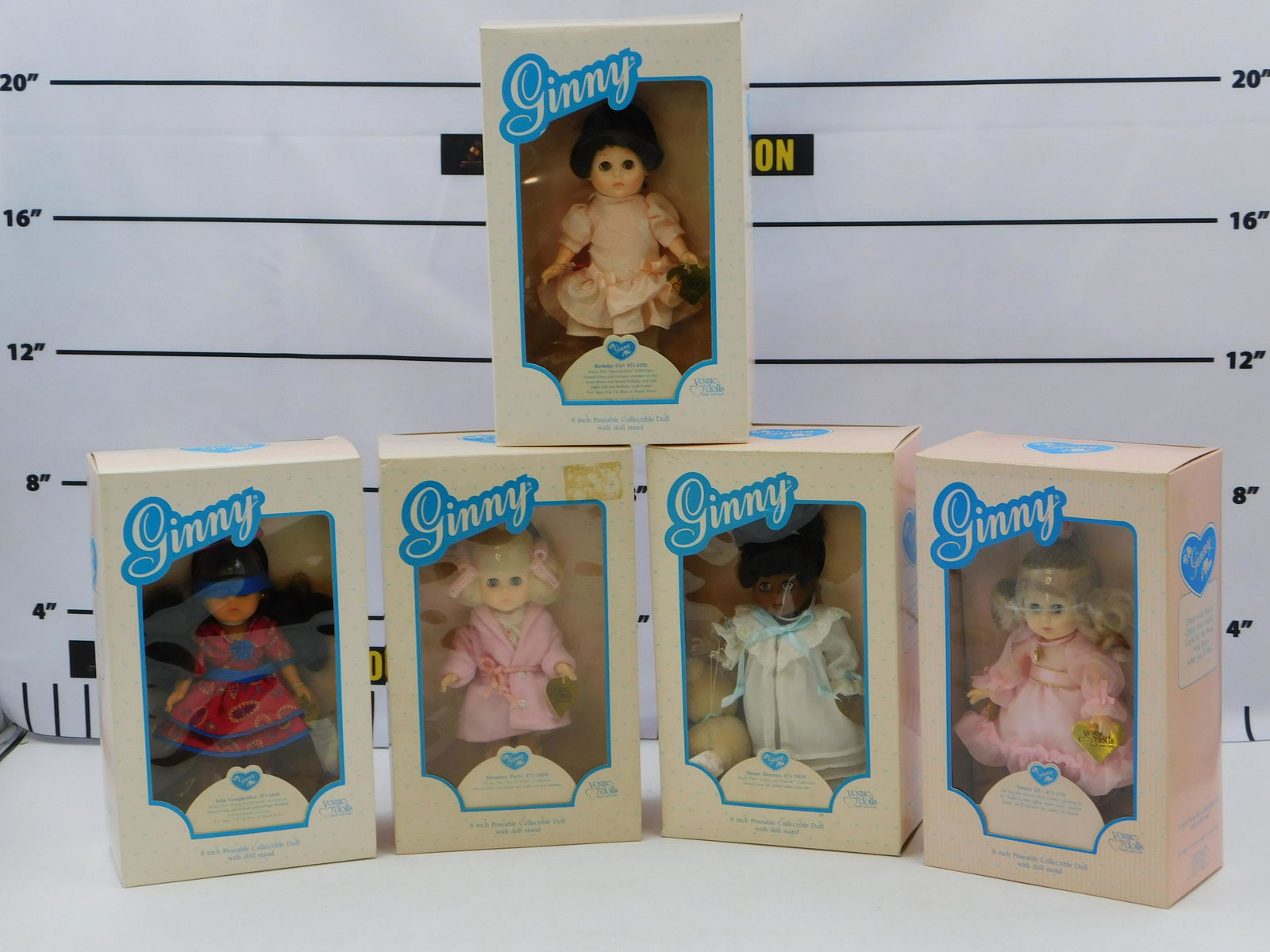 Lot of 5 Ginny Dolls (1 of 8)