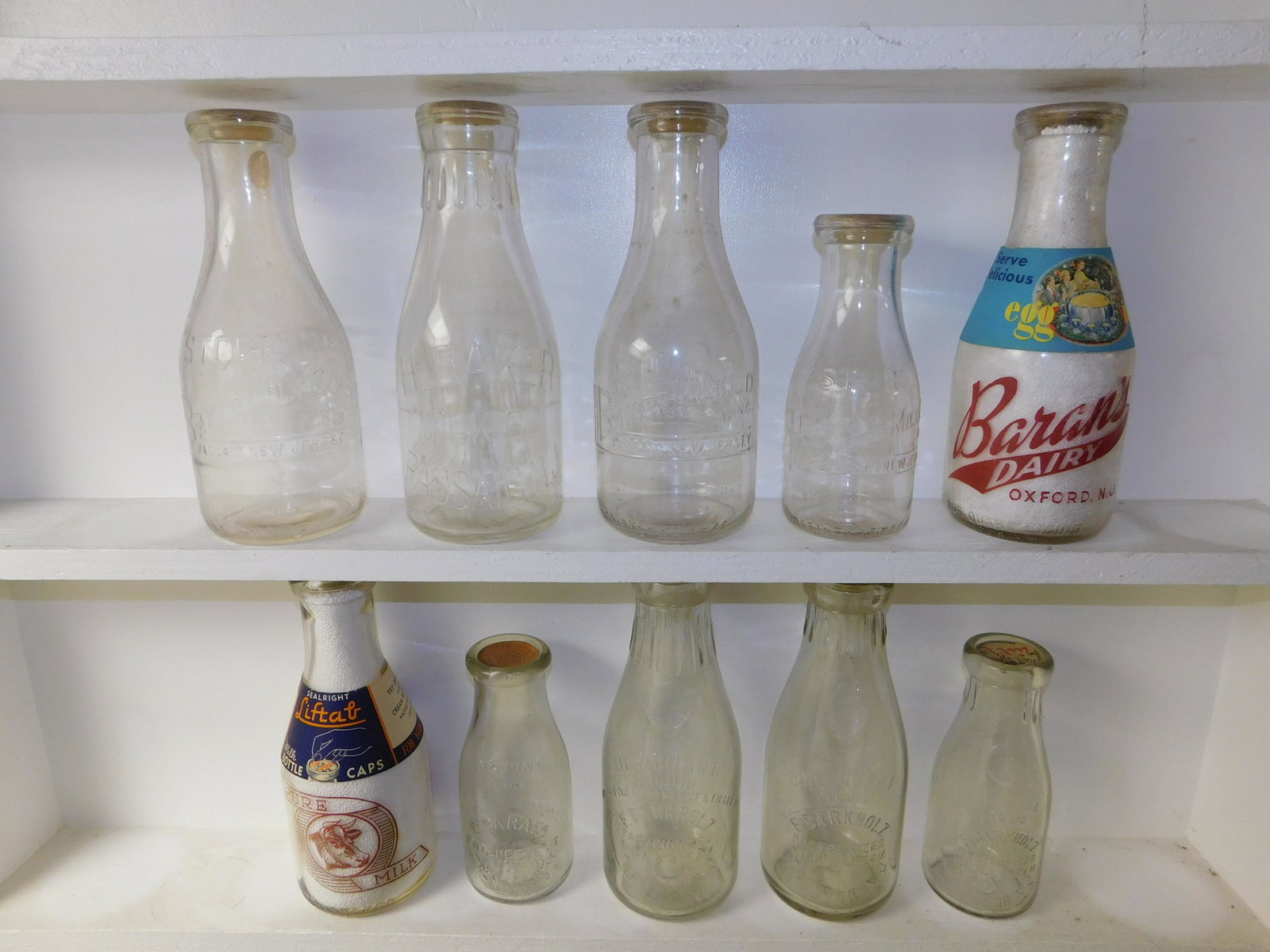 Lot of 10 New Jersey Dairy Bottles (1 of 6)