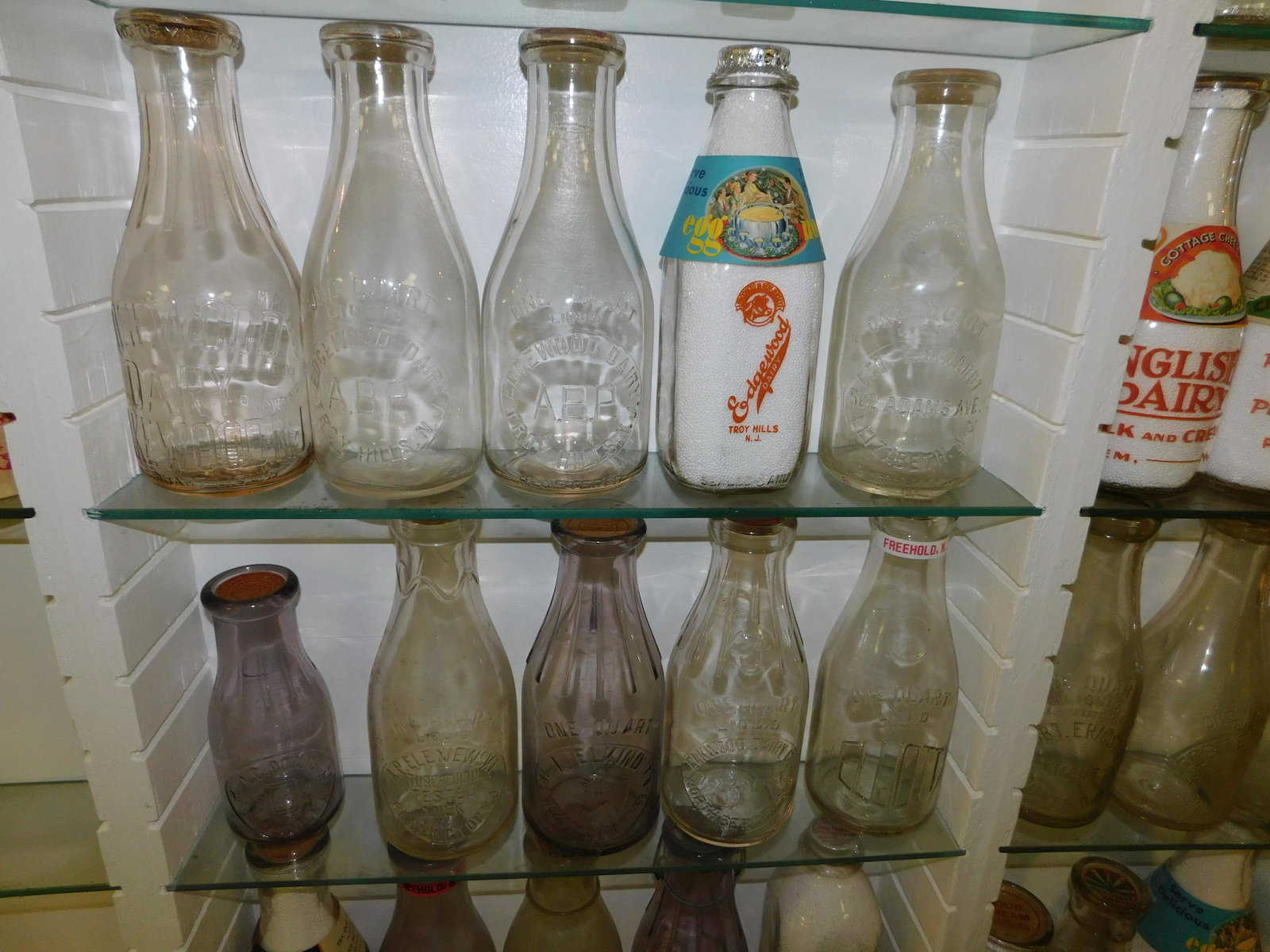 Lot of 10 New Jersey Dairy Bottles: Lot of 10 NJ Dairy Bottles including Amethyst Nc Downs - Vineland, Elkwood Dairy - North Bergen, Apeleniewski - Pennington, Elliott - Freehold, Amethyst I Elkind - Bayonne, Geo. Ehrhardt - Elizabeth, 