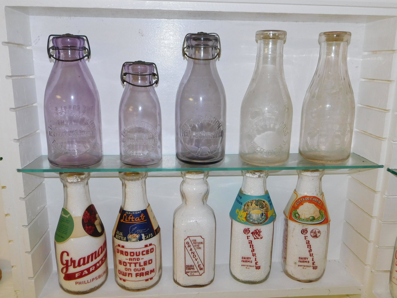 Lot of 10 New Jersey Dairy Bottles (1 of 6)