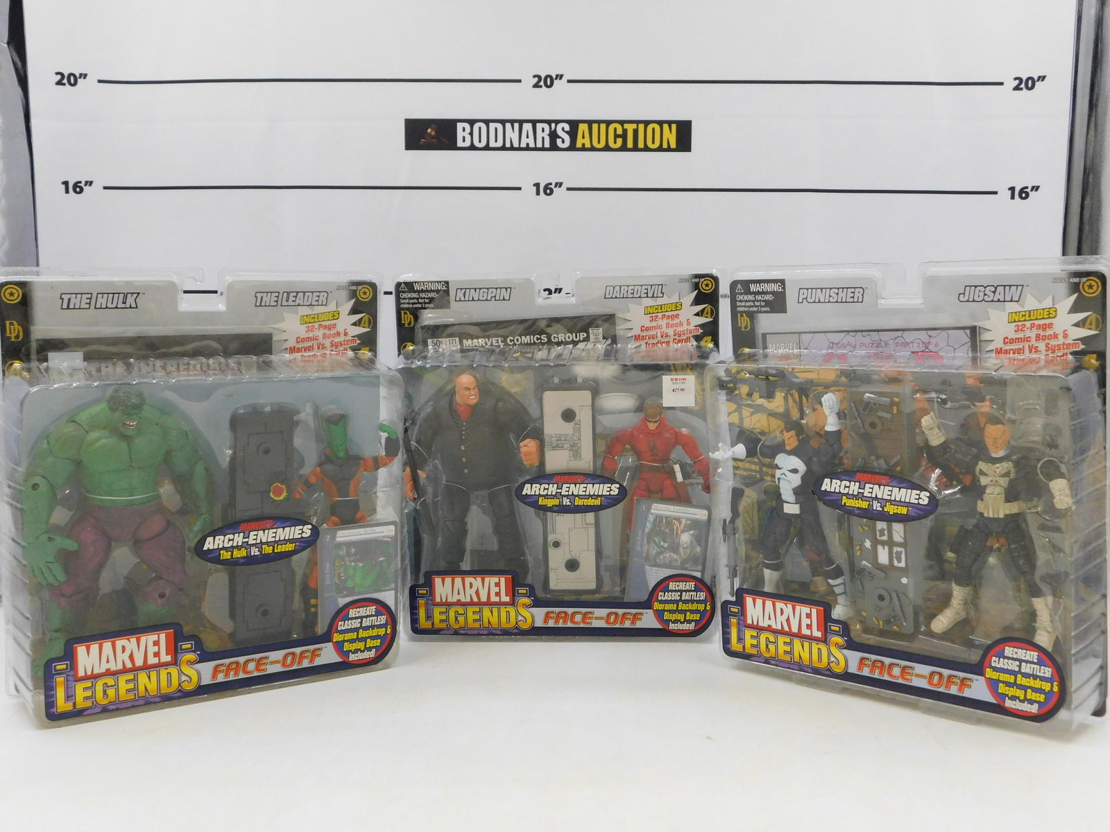 Lot of 3 Marvel Legends Face-Off Figures (1 of 5)