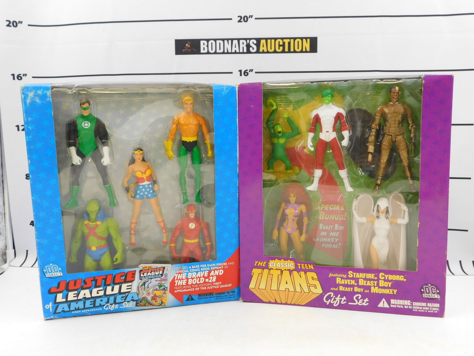 Lot of 2 DC Direct Action Figure Gift Sets (1 of 5)