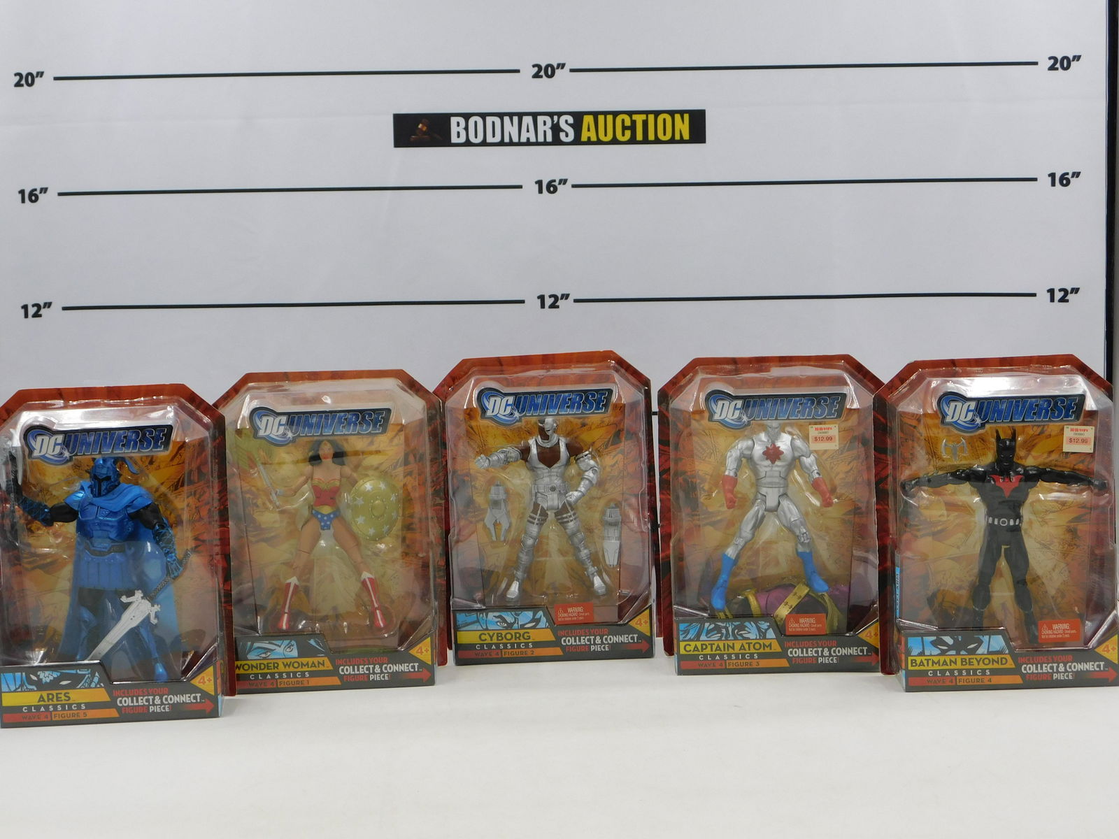 DC Universe Classics Wave 4 Figures - Complete Set (1 of 8)