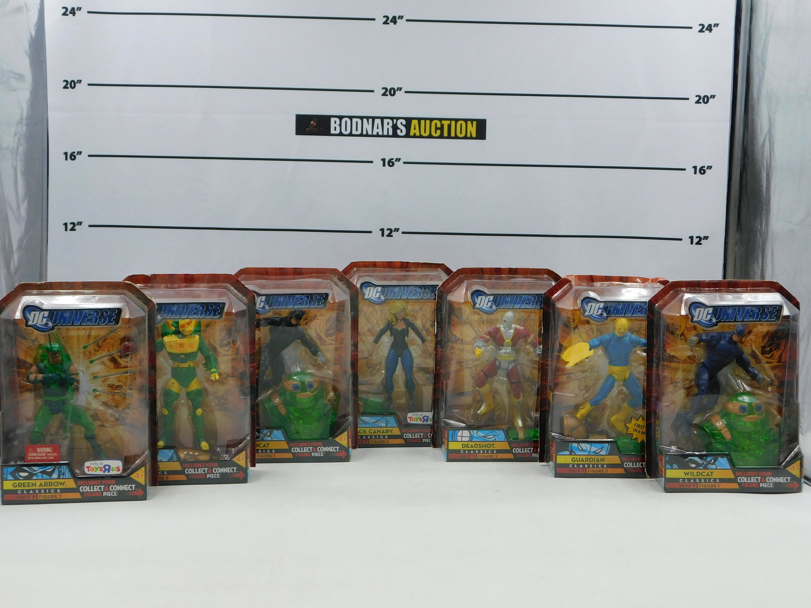 Lot of 7 DC Universe Classics  Wave 9 Action Figures (1 of 10)