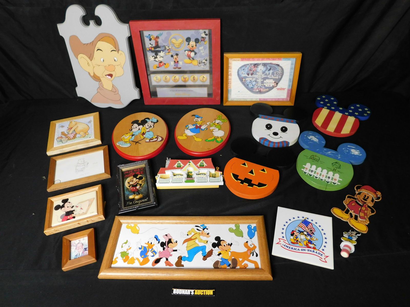 Lot of Wooden Disney Art (1 of 8)