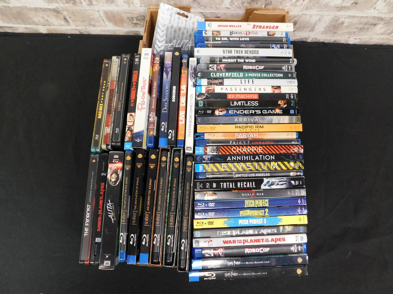Lot of Mixed Genre Blu-Rays (1 of 6)