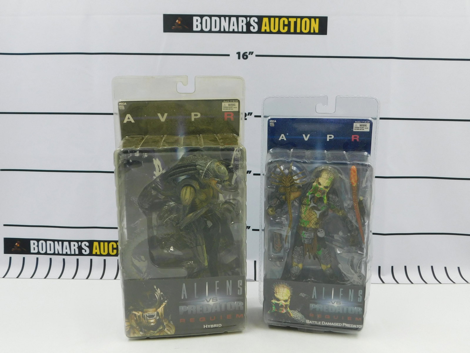 Lot of 2 NECA Aliens vs. Predator Requiem Action Figures (1 of 7)