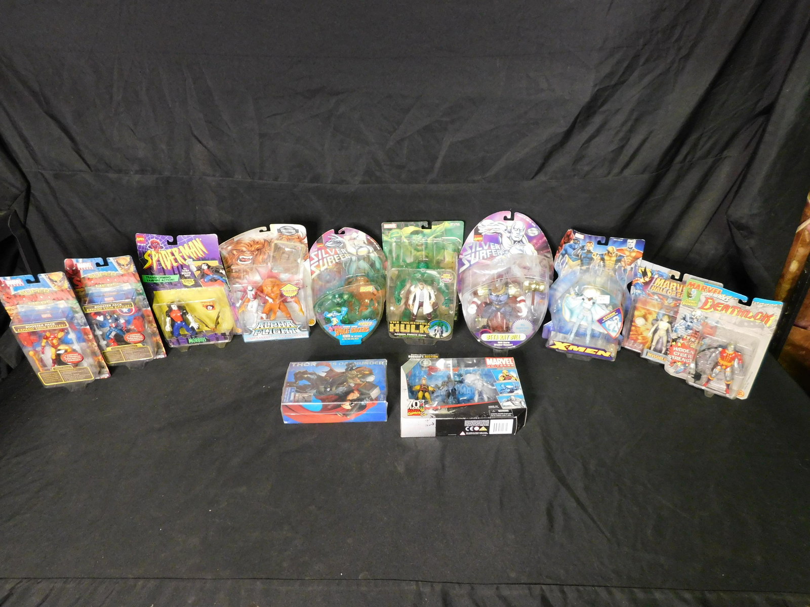 Lot of Mixed Marvel Action Figures (1 of 13)