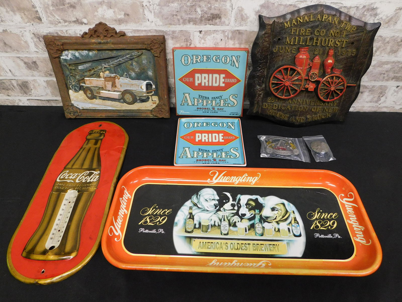 Group Lot of Advertising (1 of 7)