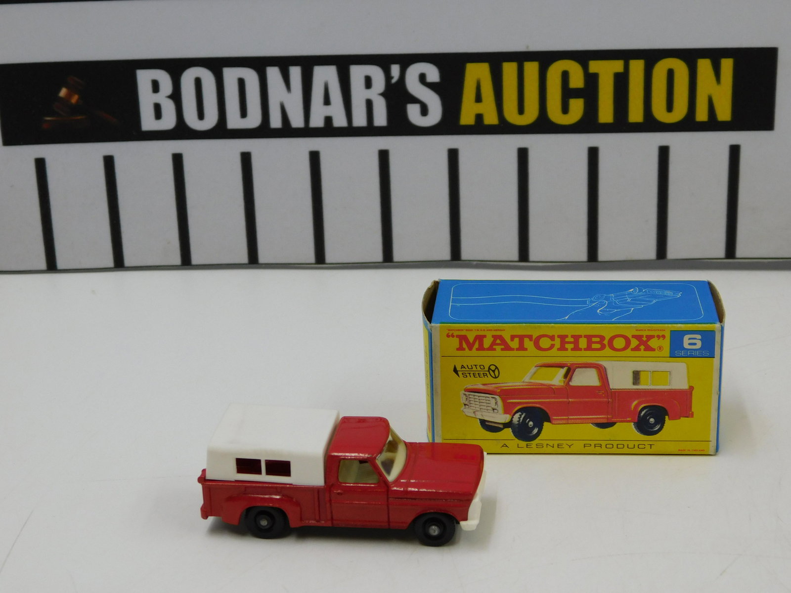 Matchbox Lesney Ford Pick-Up in Original Box (1 of 7)
