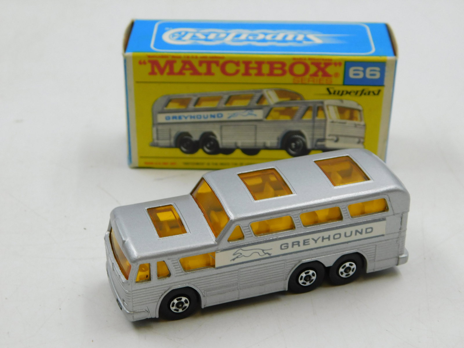 Matchbox Lesney Superfast Greyhound Coach in Original Box (1 of 7)