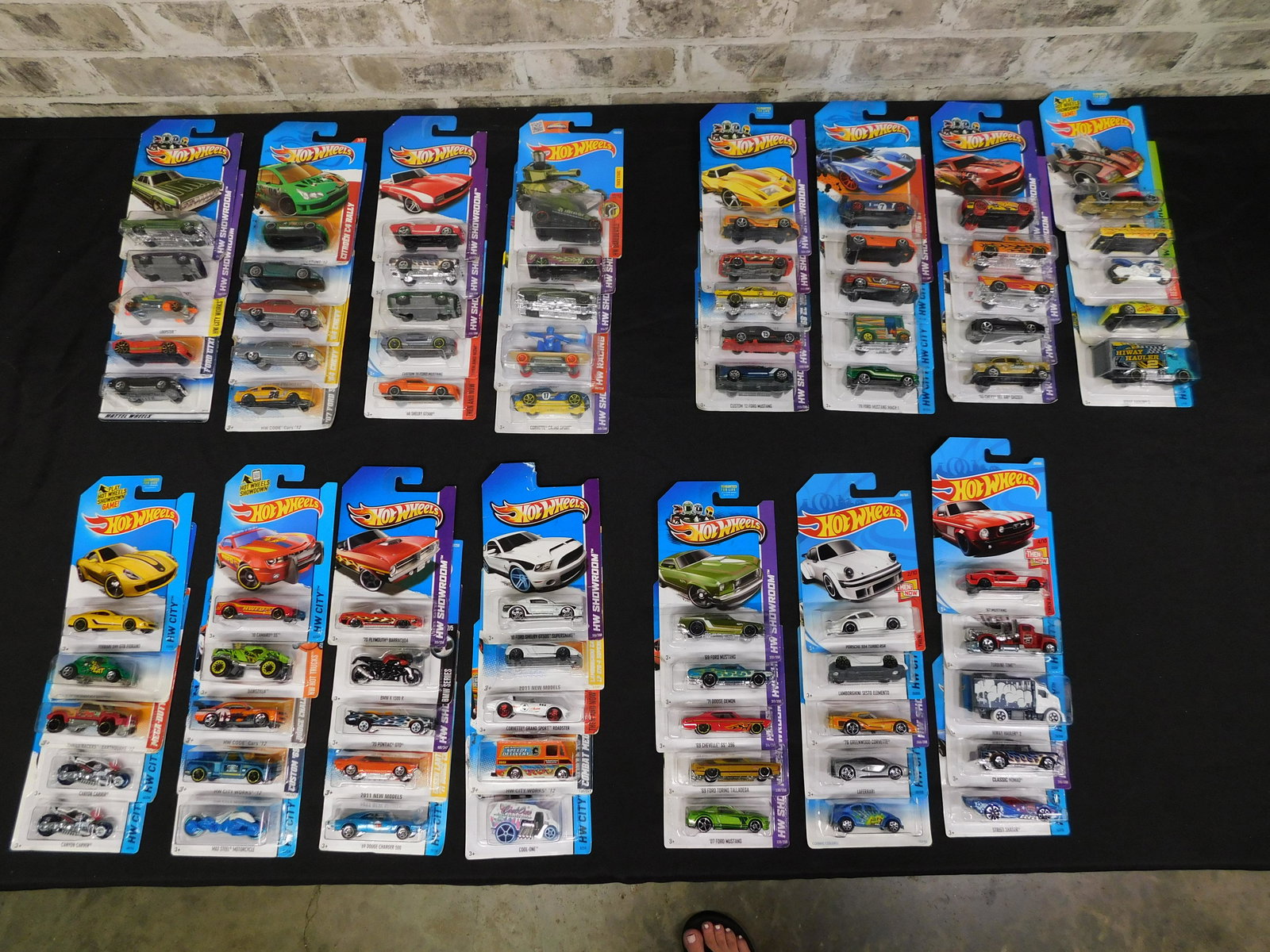 Lot of 75 Hot Wheels - New on Card (1 of 5)