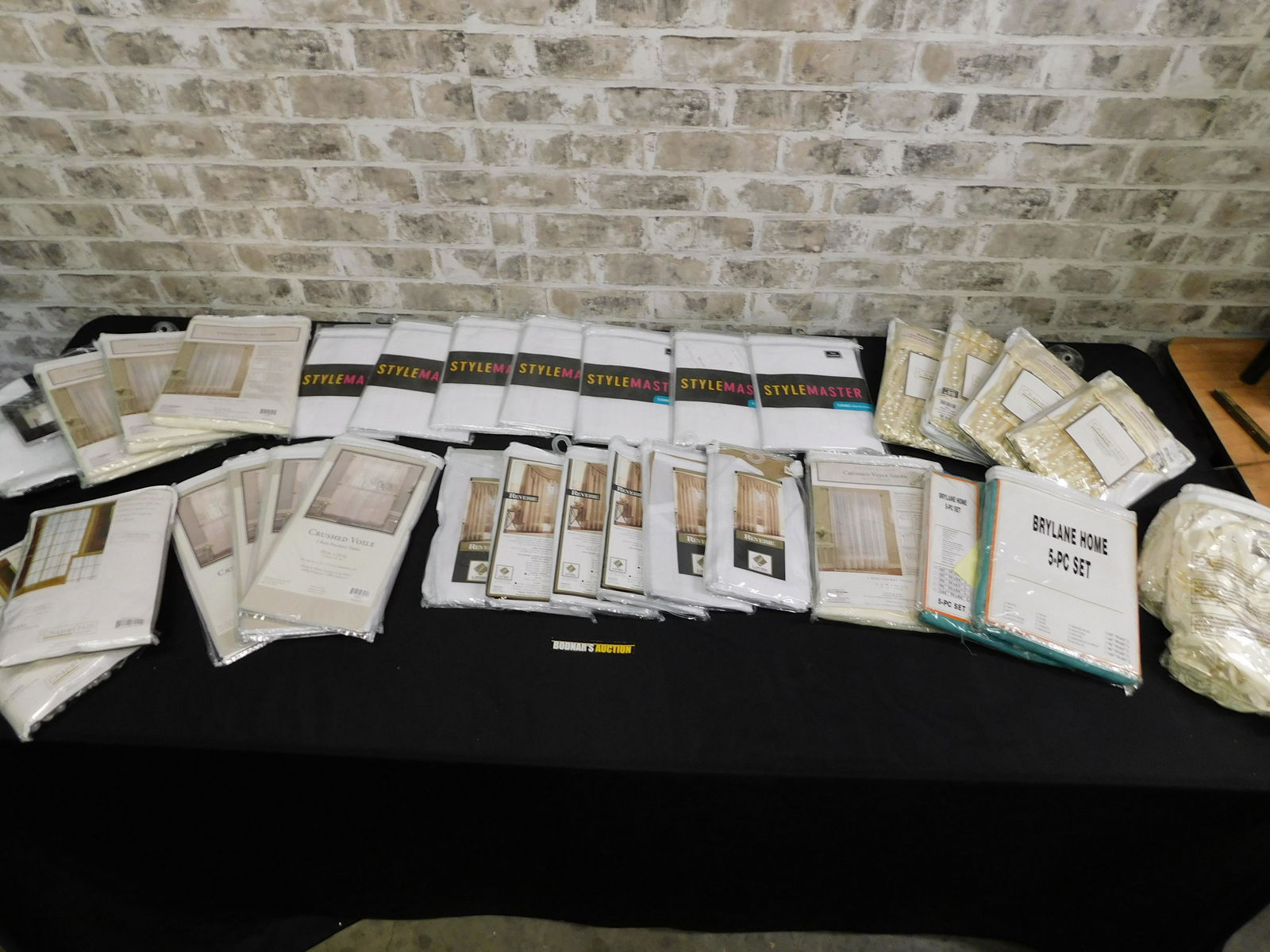 Lot of Curtains, Valance and Accessories: Lot of Curtains, Valance and Accessories. All New in Package. Please read the terms and conditions. This sale will be broadcast live on sale day with full descriptions of each lot being sold. All item