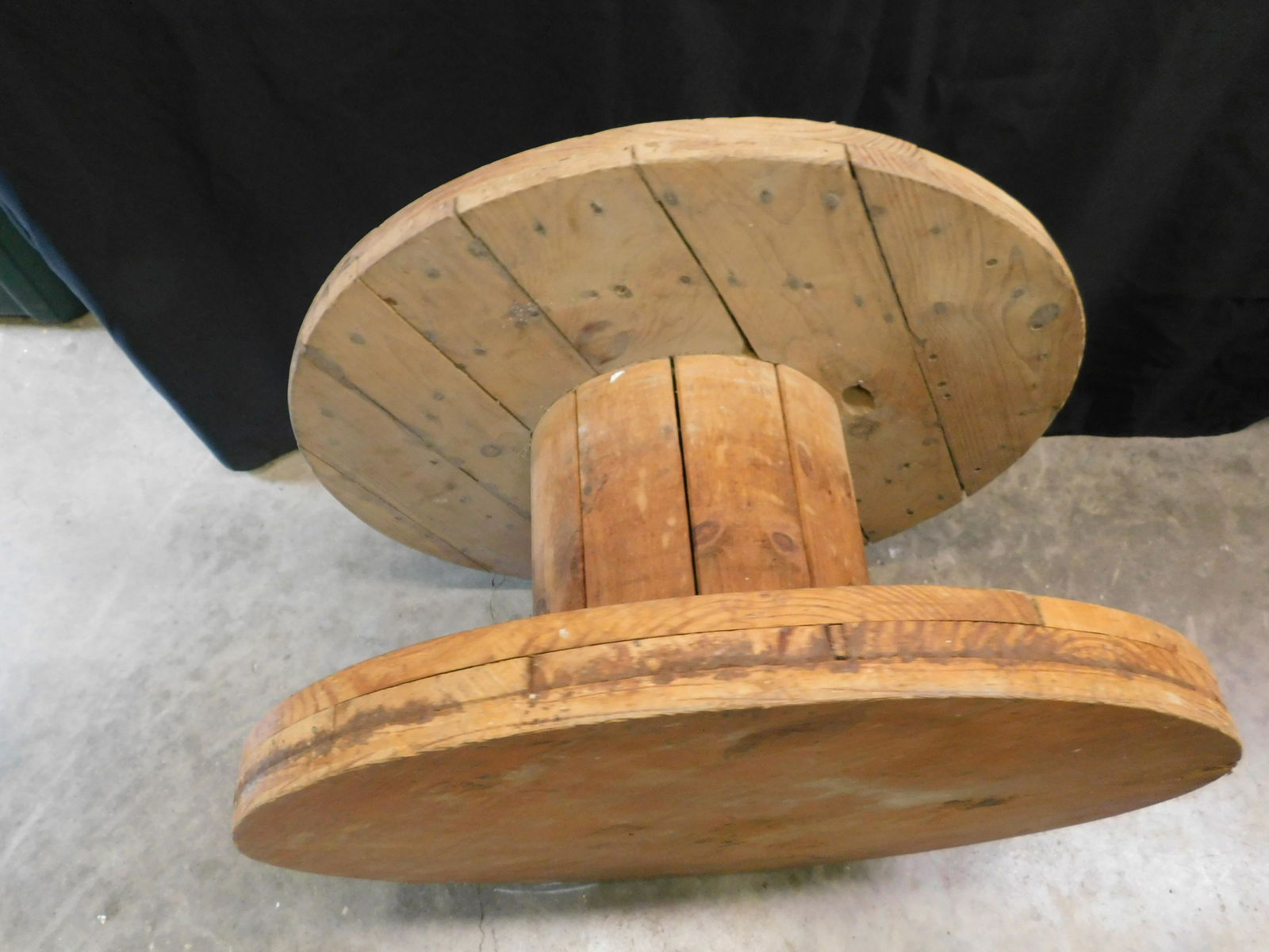 Industrial Wooden Spool Aug 31, 2022 Bodnar's Auction Sales in New
