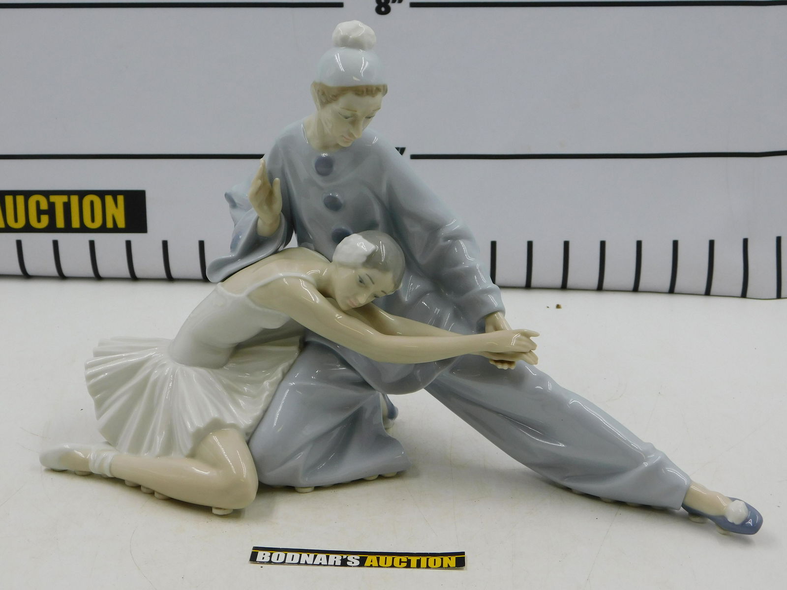 Lladro Figuring "Closing Scene" (1 of 10)