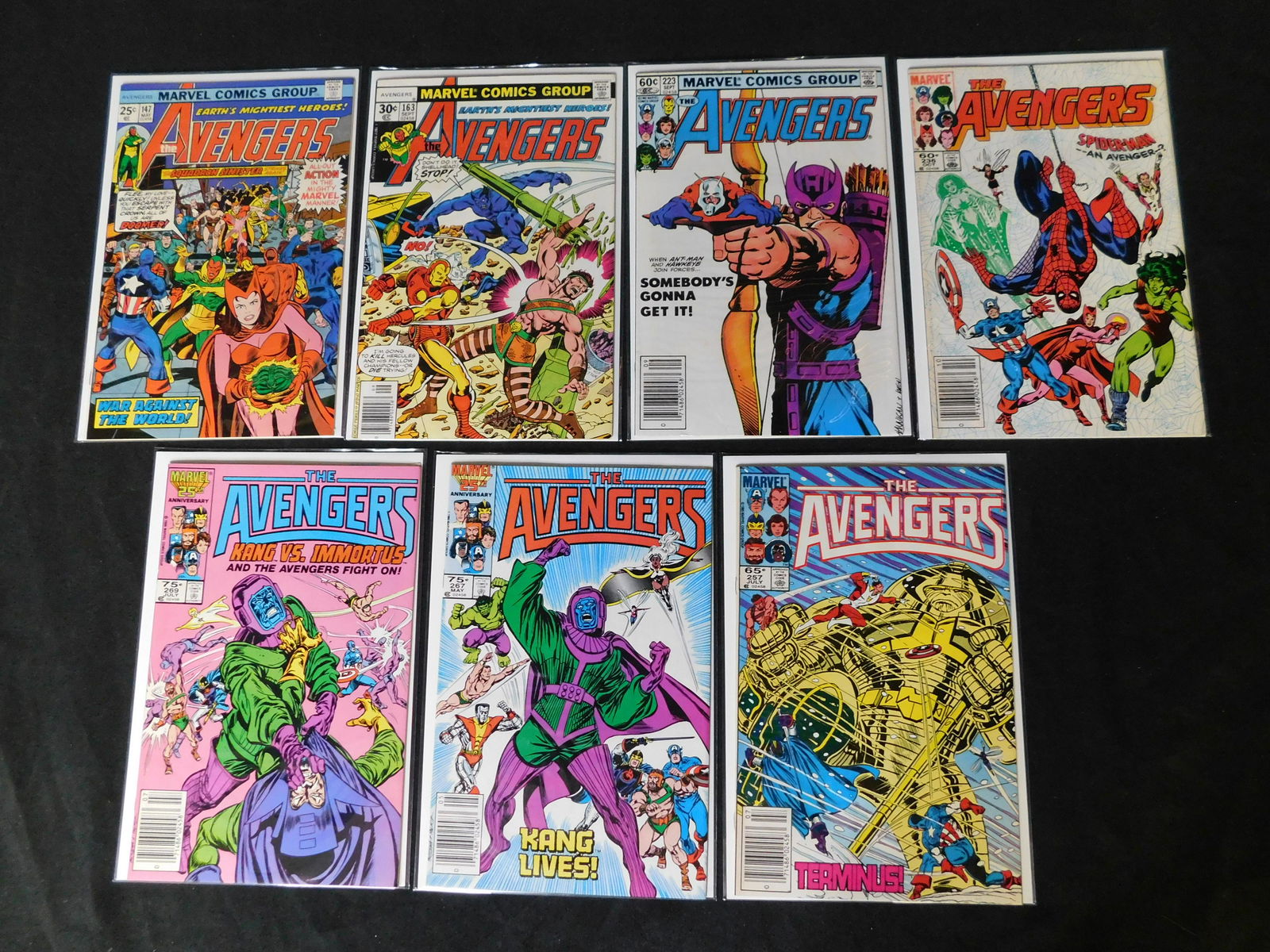 Lot of 7 Avengers Comics (1 of 4)