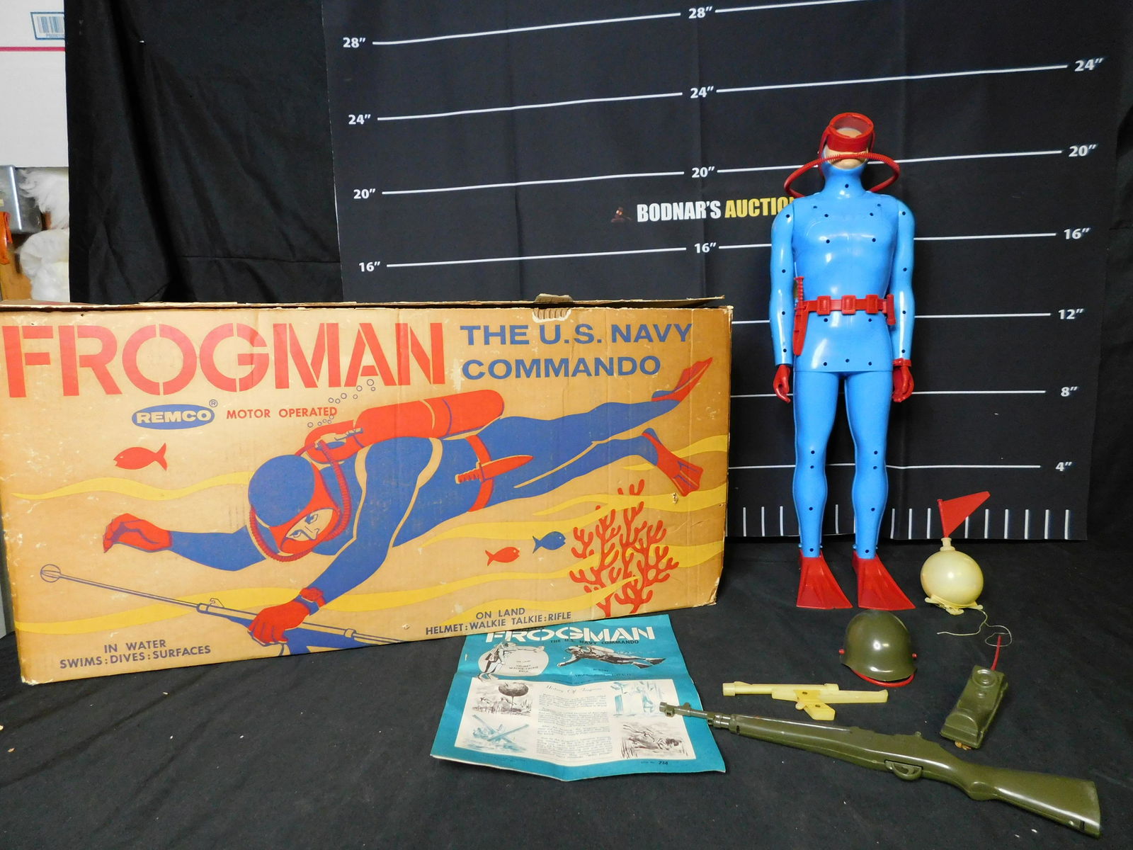 Remco Frogman The U.S. Navy Commando - Motor Operated (1 of 8)