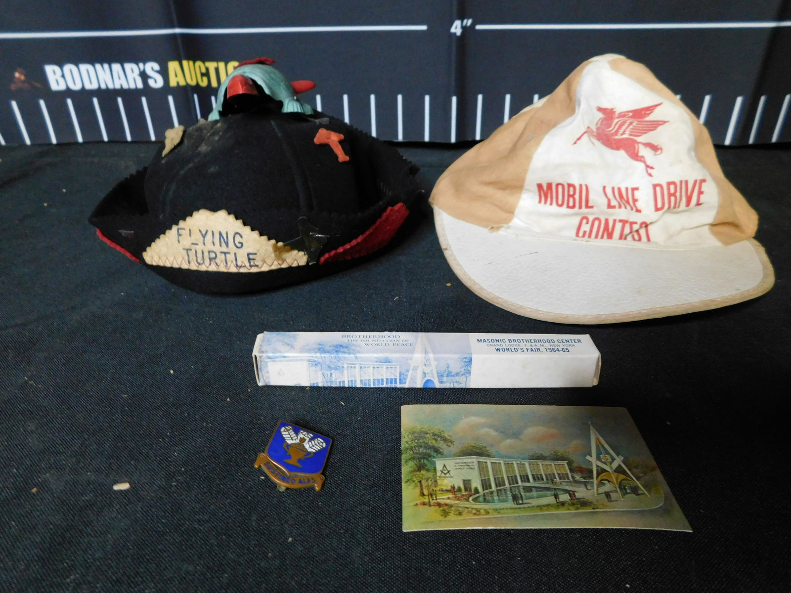 Lot of Vintage Hats and Collectibles (1 of 7)