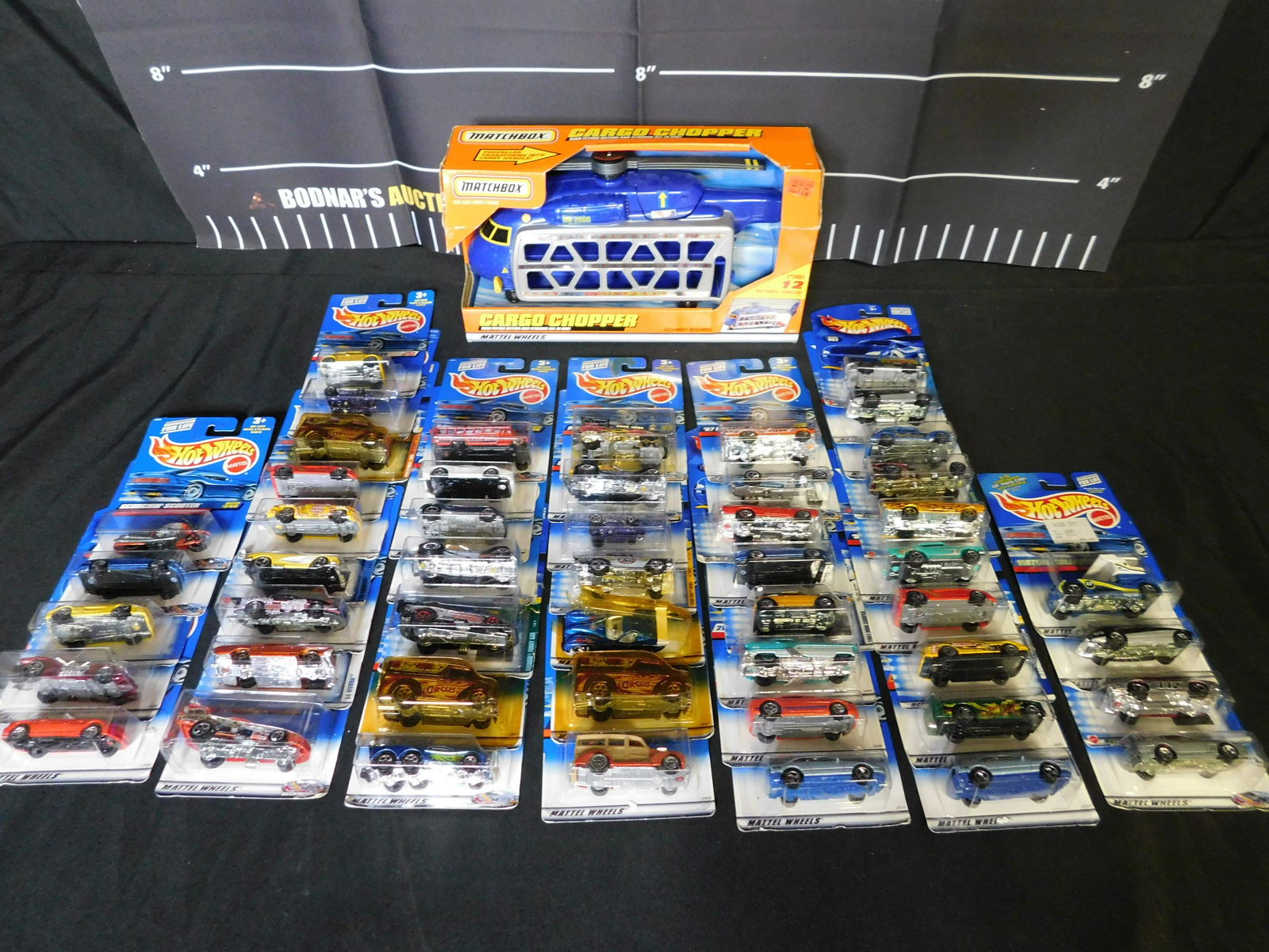 Group Lot of Hot Wheels (1 of 9)