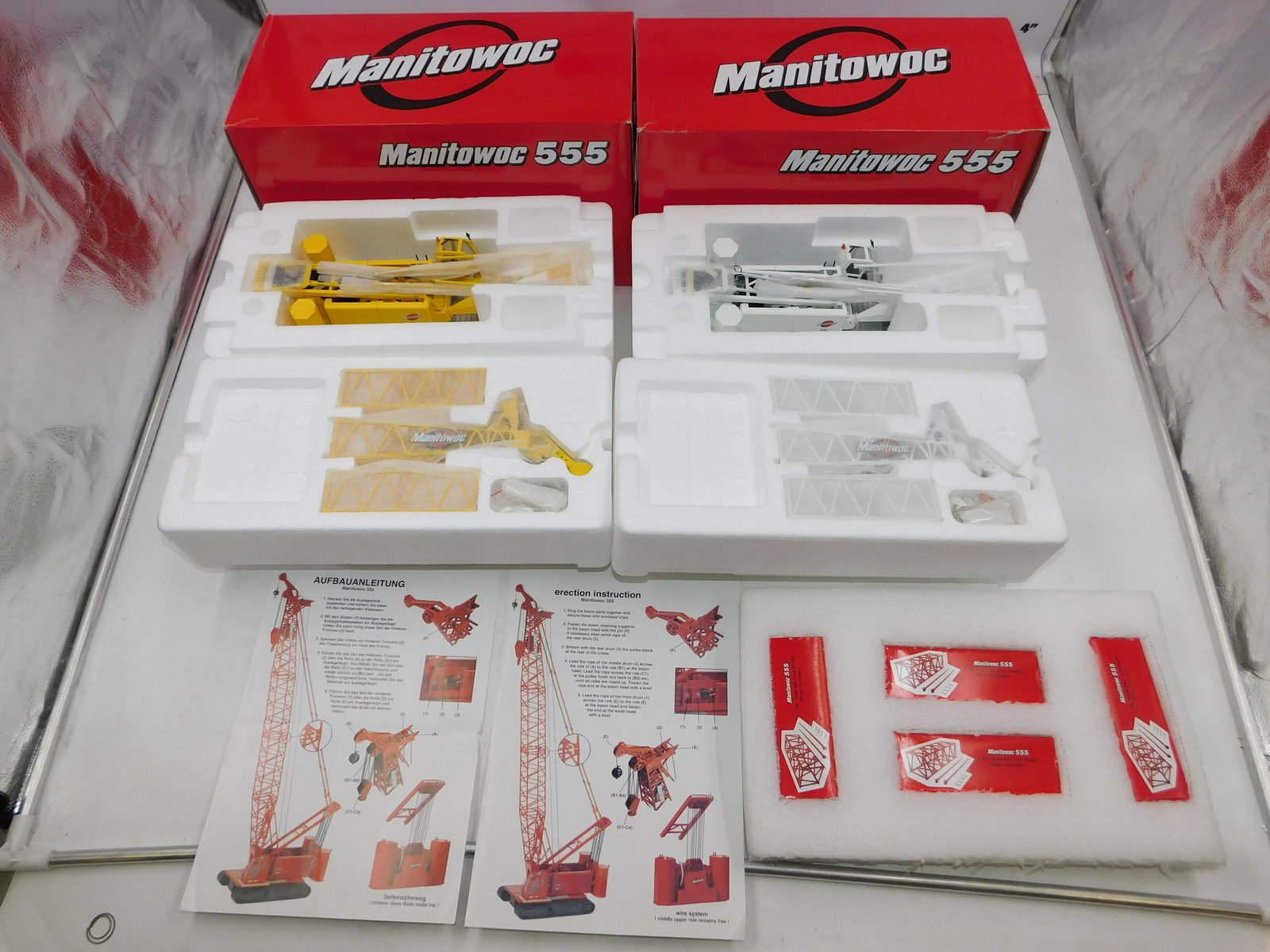 Classic Construction Models Manitowoc 555 Diecast Model Crane (1 of 8)