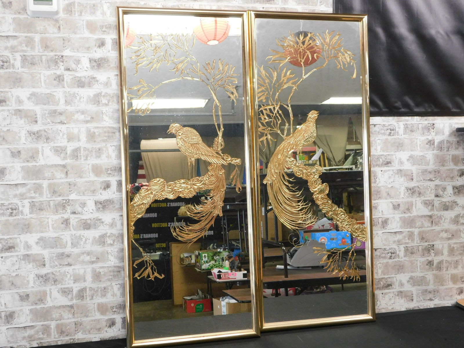 Pair of Decorative Wall Hanging Mirrors with Birds (1 of 4)