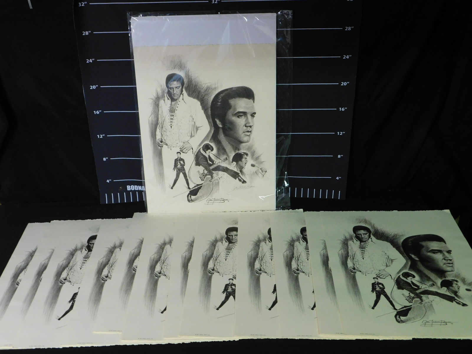 Lot of 22 Unframed Lithographs of Elvis Presley (1 of 5)