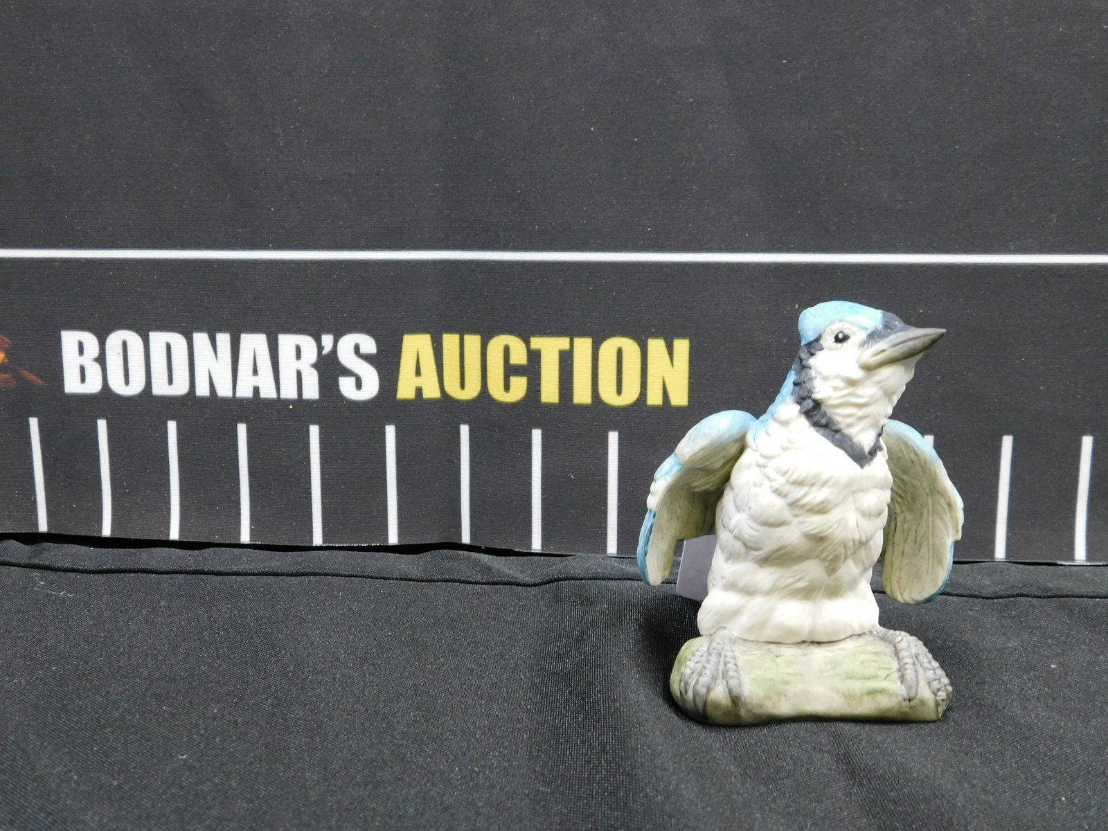 Boehm Fledgling Blue Jay Figurine (1 of 6)