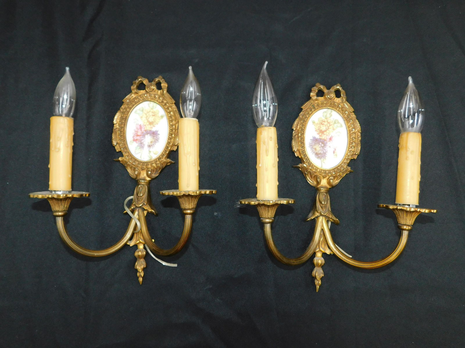 Pair of French Style Porcelain Plaque Candelabra Wall Sconces (1 of 9)