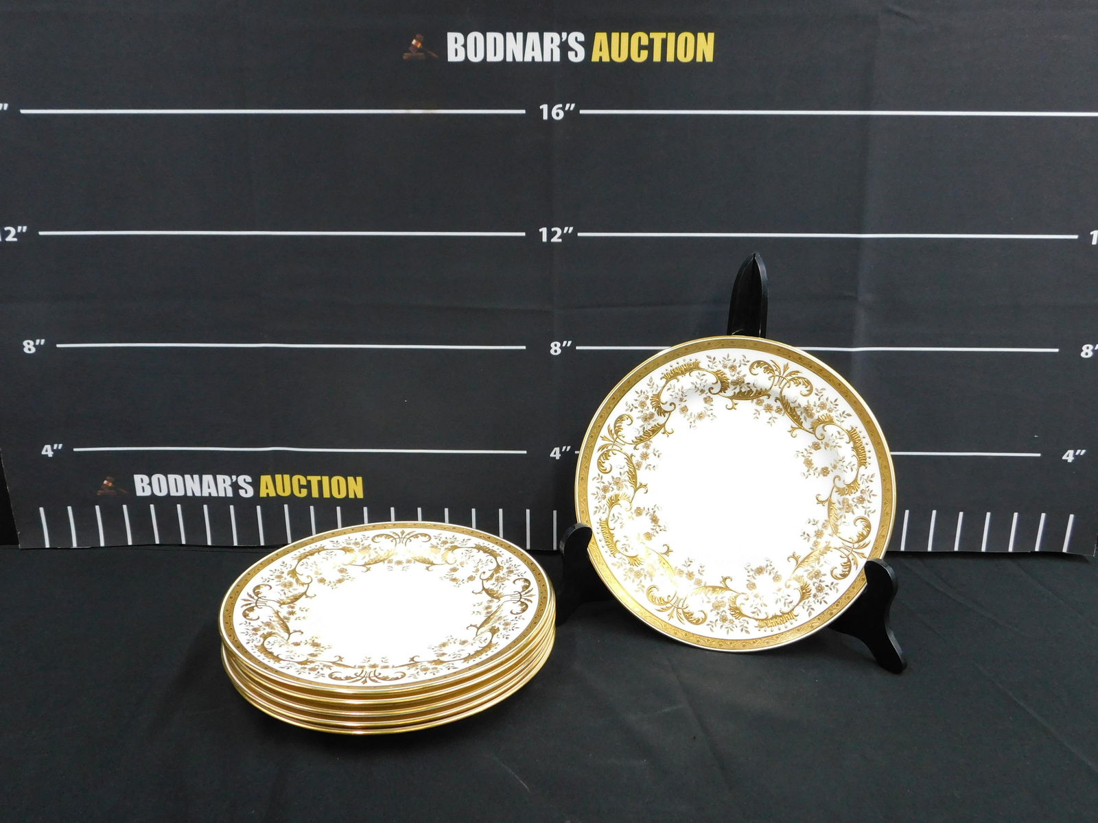 Set of 6 Minton Fancy Dinner Plates (1 of 6)