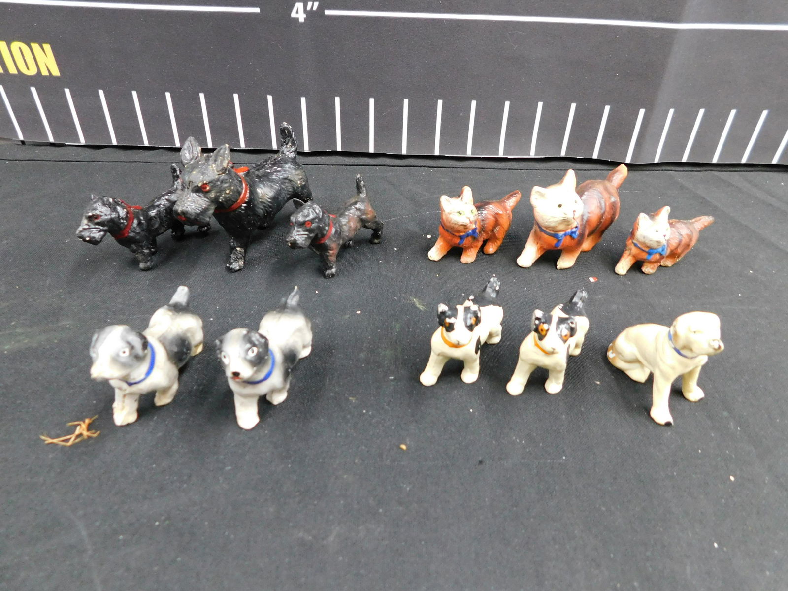 Lot of Vintage Composition Cats and Dogs (1 of 7)