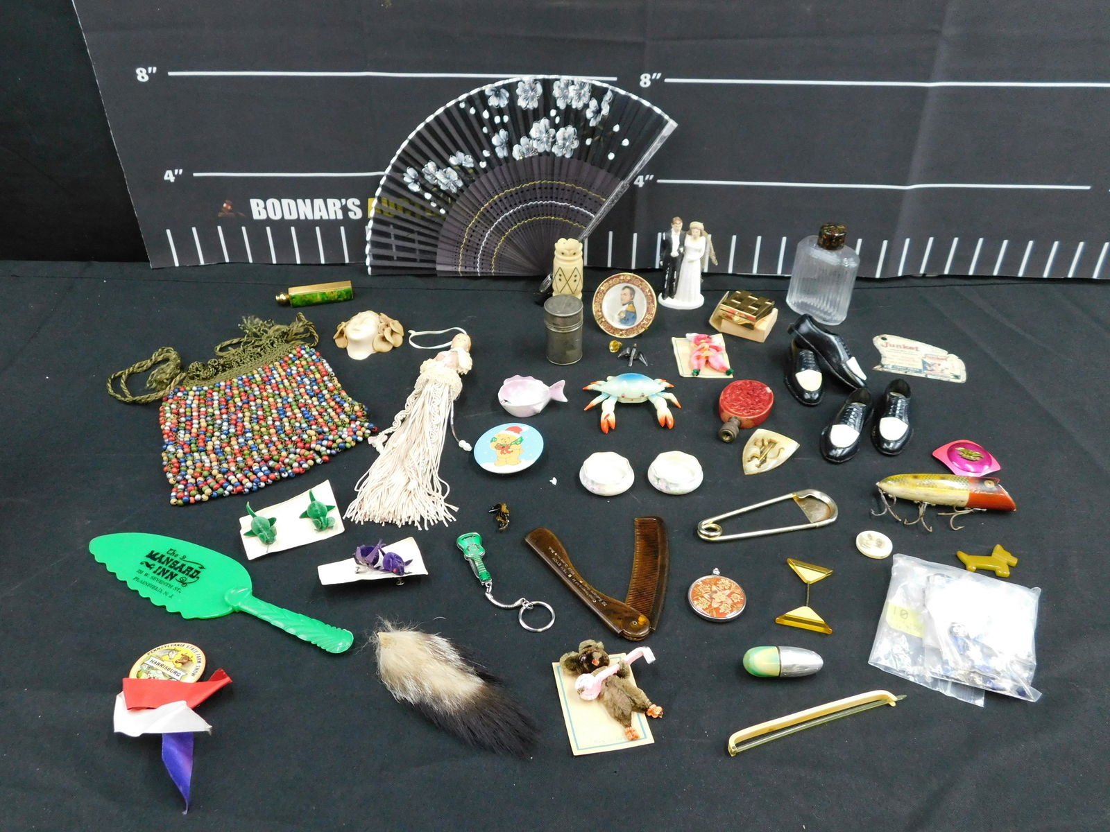 Lot of Vintage Collectibles (1 of 10)