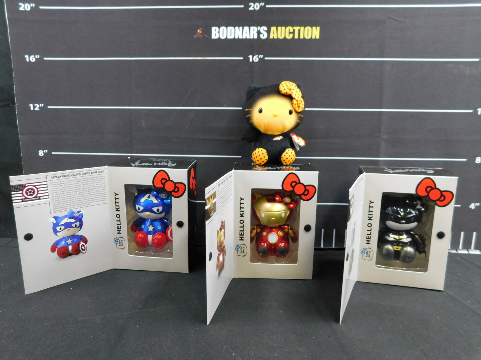 Lot of Hello Kitty Toys (1 of 12)